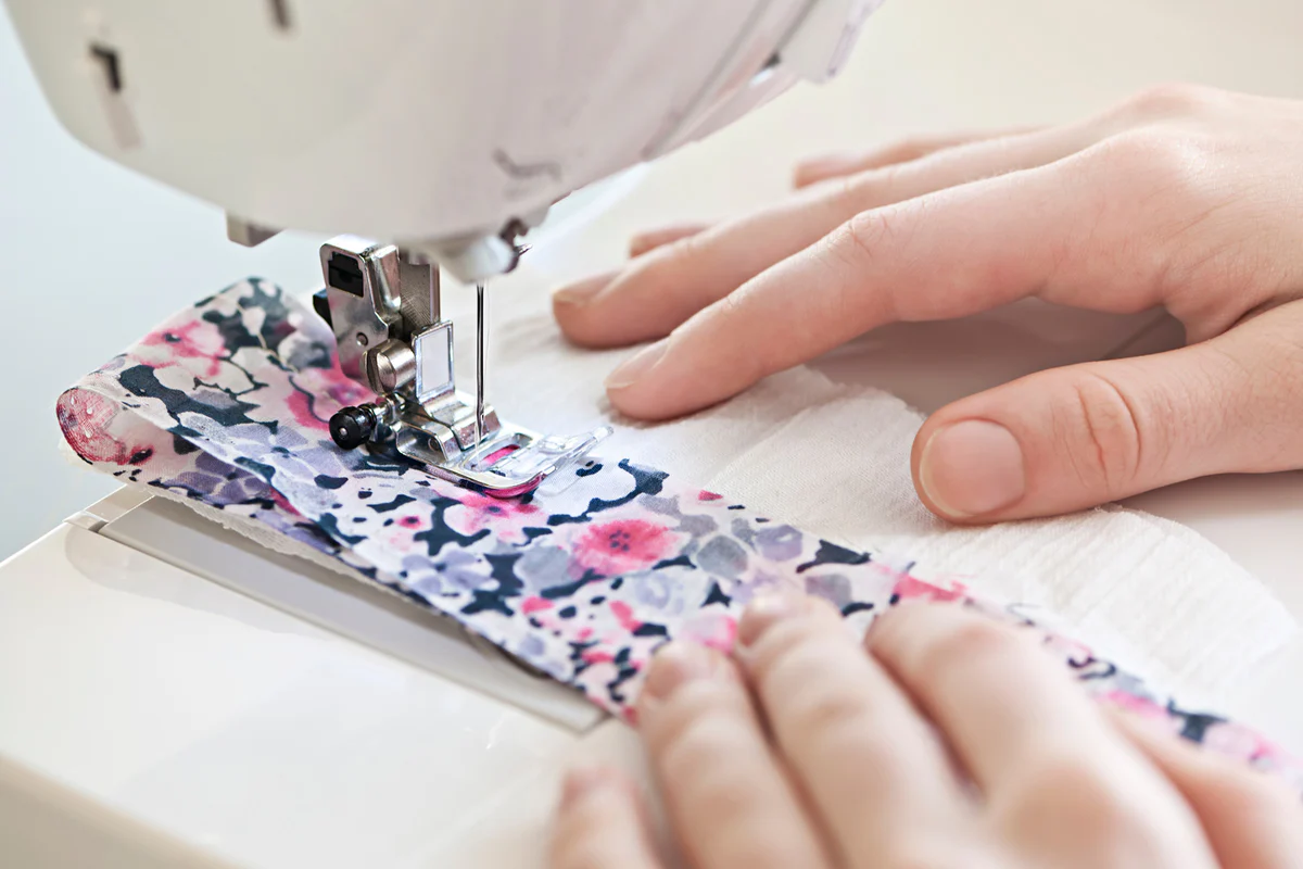 Guide to Choosing the Best Embroidery Machine for Your Needs